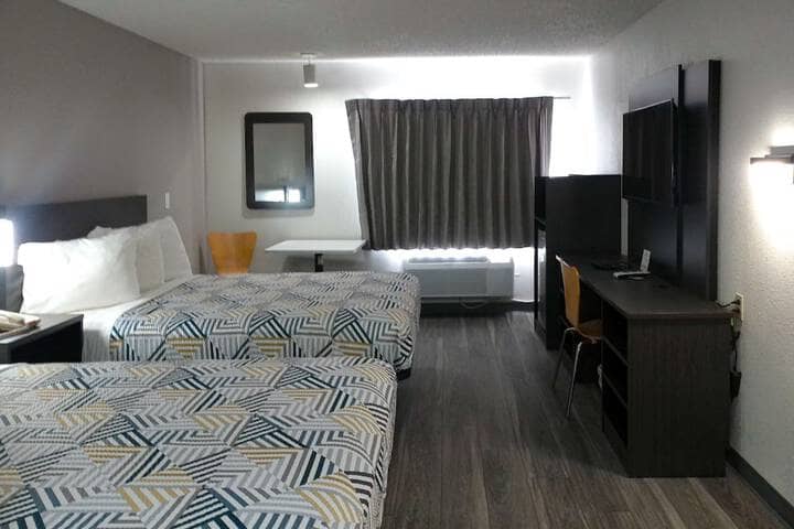 Room 29 of 48
